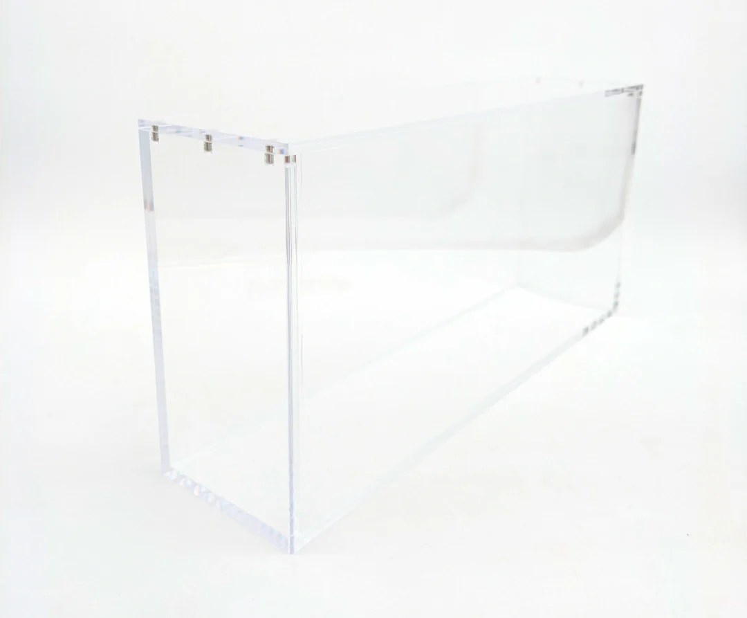 Clear Acrylic Prismatic SPC Display Case - Magnetic Lid - Image 3