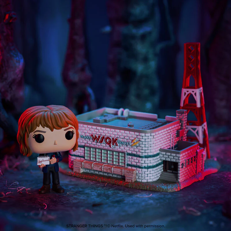 Funko POP! Stranger Things: Rockin Robin with the Squawk - Image 3