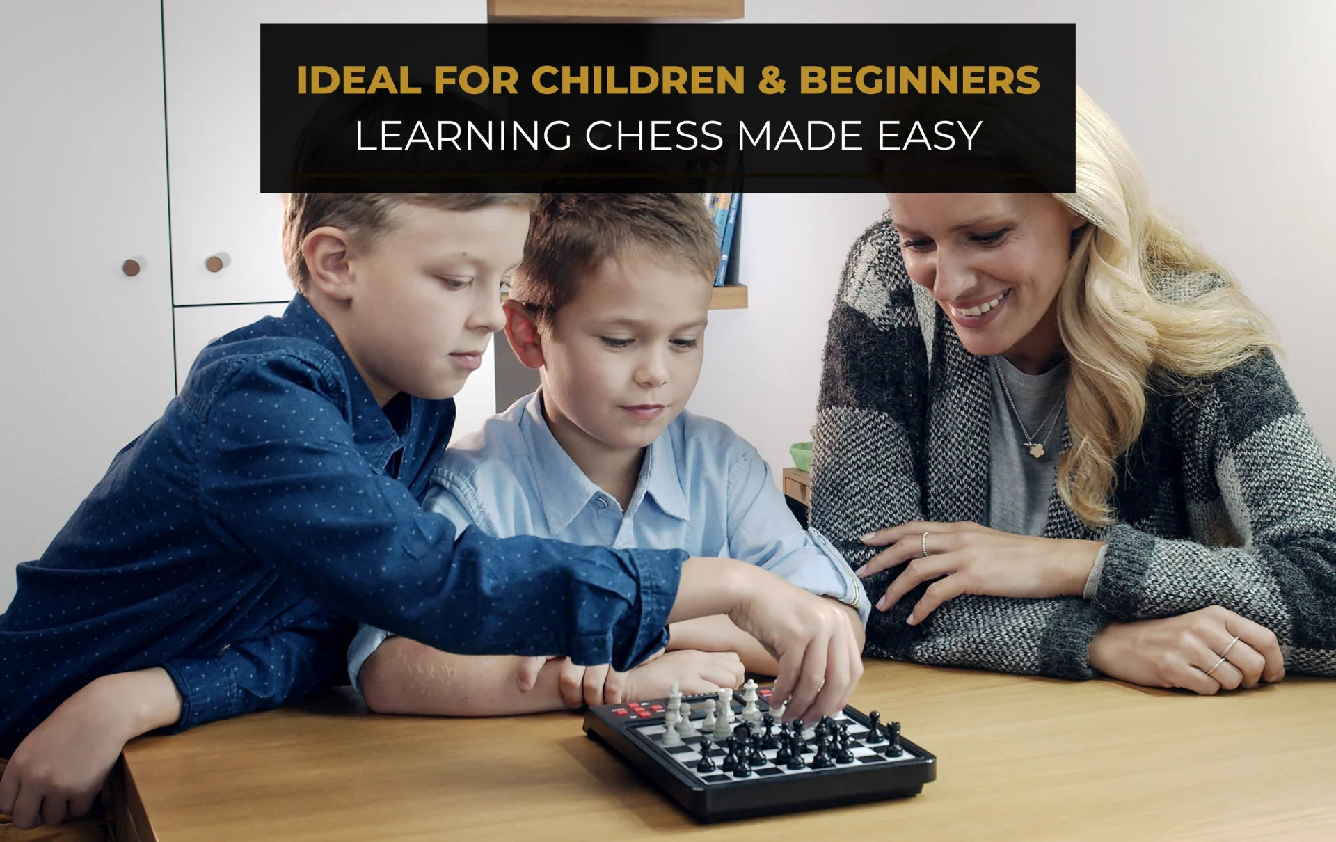Millennium Chess School With Book (English & German) - Chess Computer - Image 4