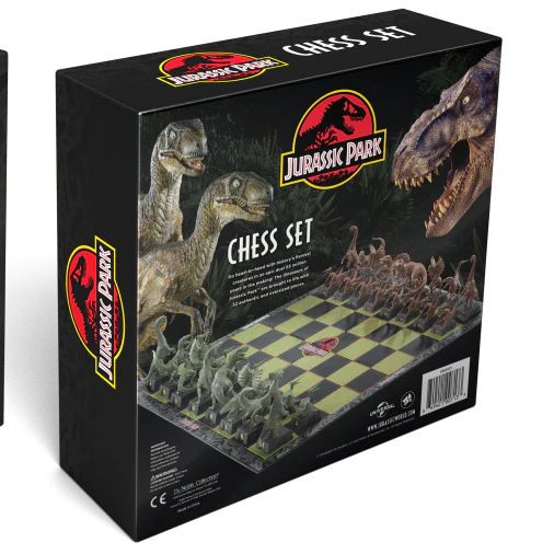 The Noble Collection - Jurassic Park Chess Set - Image 3
