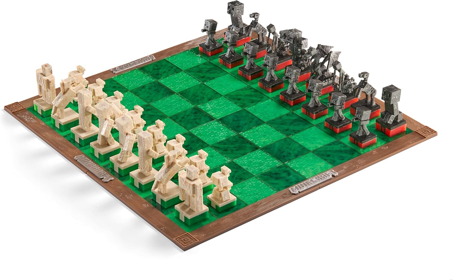 The Noble Collection - Minecraft: Chess Set – Overworld Heroes Vs. Hostile Mobs