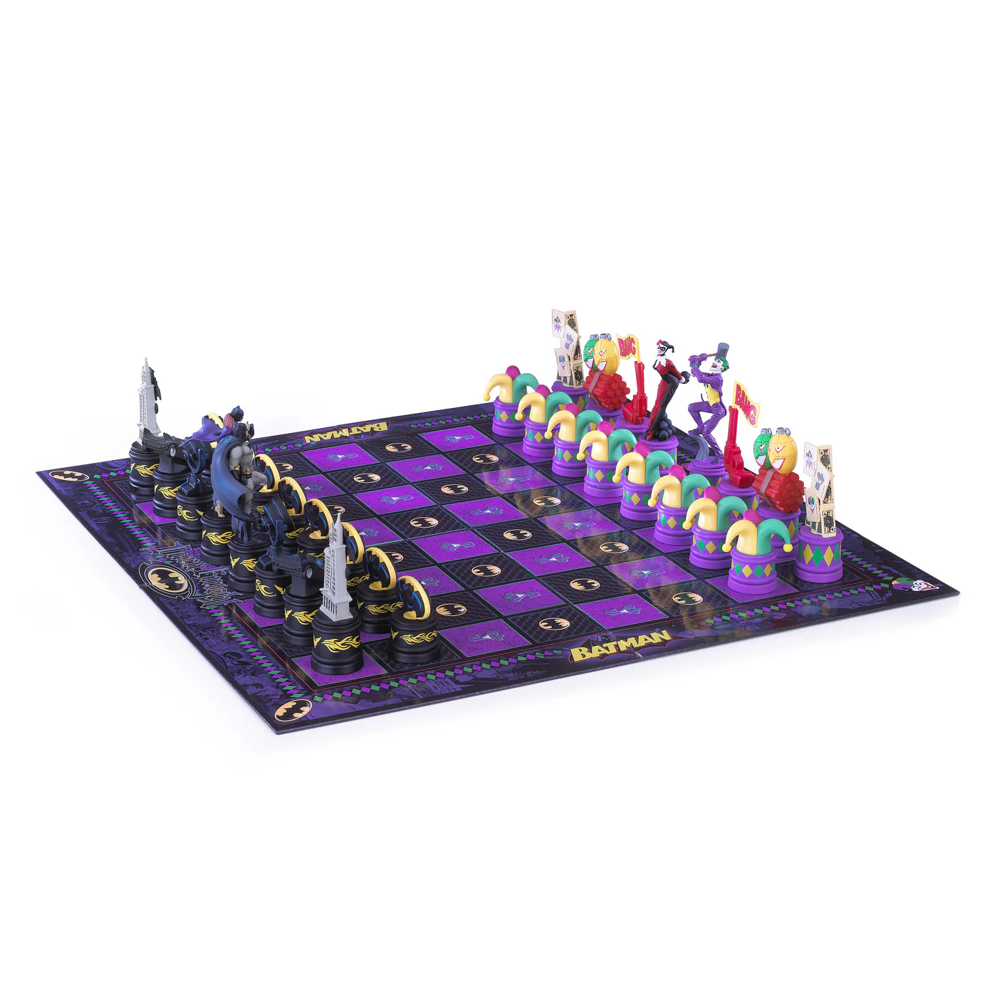 The Noble Collection - The Batman: (The Batman vs The Joker) Chess Set - Image 4